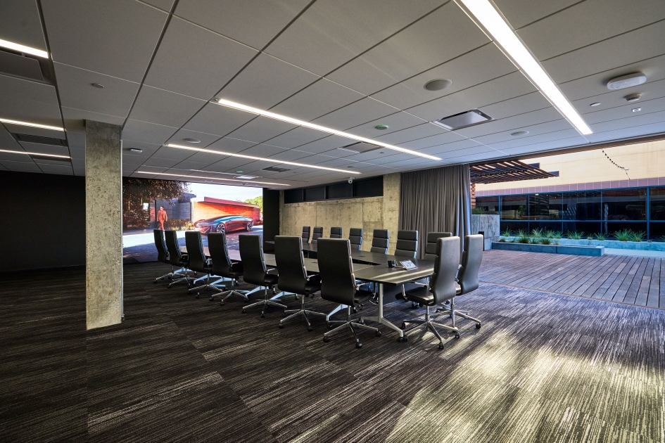 General_Motors_Advanced_Design_Pasadena_main_conference_room_and_viewing_area_corvette-advance_945-